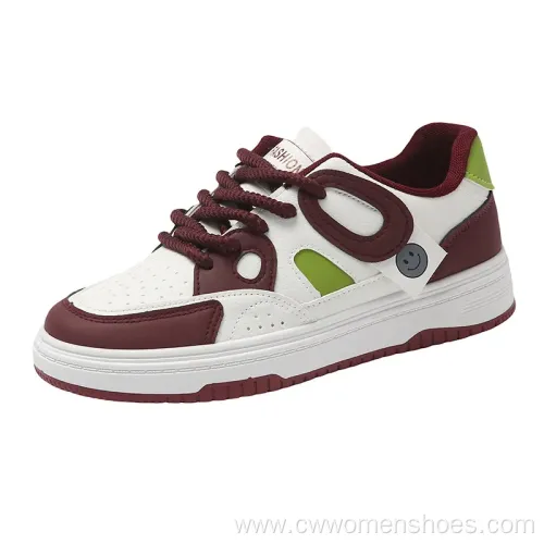 Latest Fashion Flat Soled Sports Shoes Wholesale